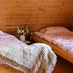 Machatka Wakacyjny Dom Z Klimatem I Prywatnym Pomostem Winiec