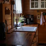 Dom wakacyjny Machatka Wakacyjny Dom Z Klimatem I Prywatnym Pomostem Winiec