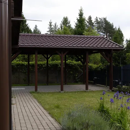 Machatka Wakacyjny Dom Z Klimatem * Winiec